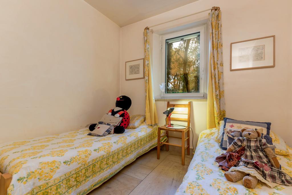 Lou Granos Bed & Breakfast Gordes Exterior photo